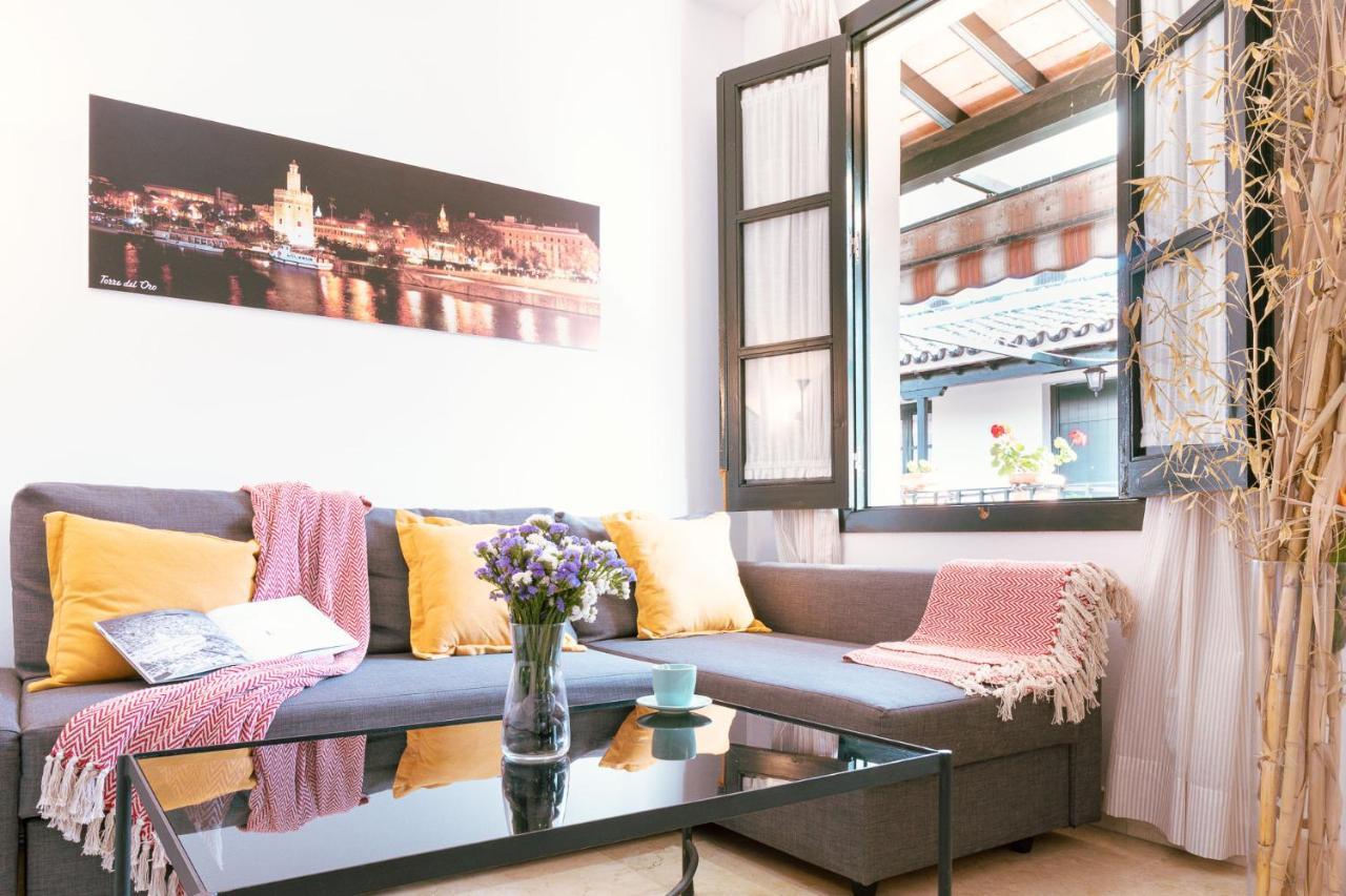 Apartamento Con Encanto En Patio Sevillano Bagian luar foto
