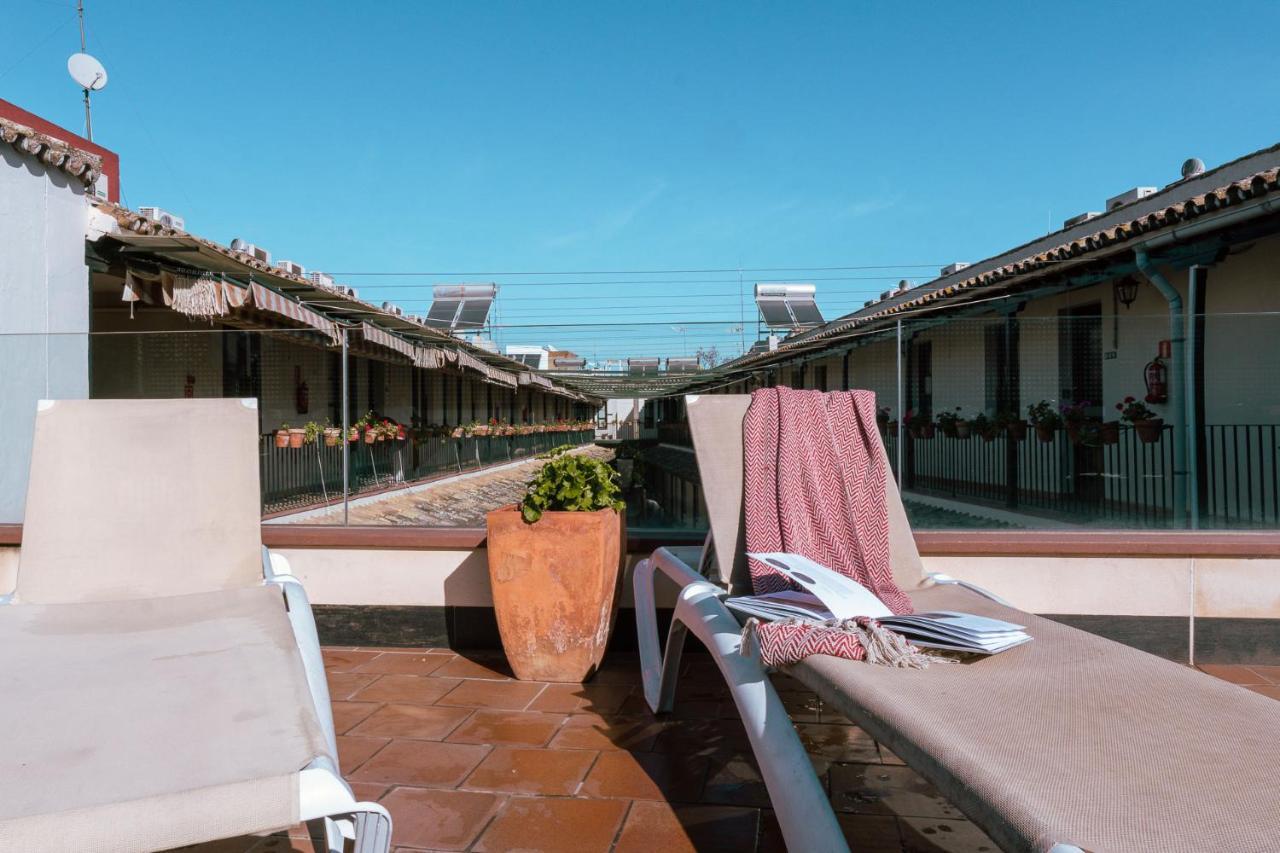 Apartamento Con Encanto En Patio Sevillano Bagian luar foto